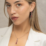 Carica l'immagine nella Galleria, Orecchini Pendenti con Taglio Goccia