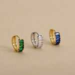 Carica l'immagine nella Galleria, Orecchini Cerchio Veretta Zirconato