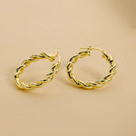 Carica l'immagine nella Galleria, Orecchini A Cerchio "Sofia"