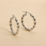 Carica l'immagine nella Galleria, Orecchini A Cerchio "Sofia"