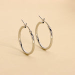 Carica l'immagine nella Galleria, Orecchini A Cerchio "Martina"