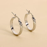 Carica l'immagine nella Galleria, Orecchini A Cerchio "Marianna"