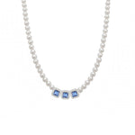 Carica l'immagine nella Galleria, Collana Di Perle Con Tre Quadrati Zirconati