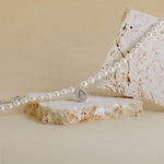 Carica l'immagine nella Galleria, Collana Di Perle Con Goccia Zirconata