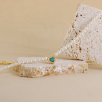 Carica l'immagine nella Galleria, Collana Di Perle Con Cuore Zirconato