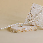 Carica l'immagine nella Galleria, Collana Di Perle Con Quadrato Zirconato