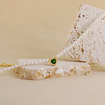 Carica l'immagine nella Galleria, Collana Di Perle Con Cuore Zirconato