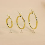 Carica l'immagine nella Galleria, Orecchini A Cerchio "Martina"