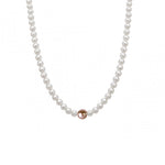 Carica l'immagine nella Galleria, Filo Di Perle Con Perla Centrale Colorata