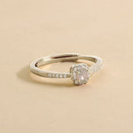 Carica l'immagine nella Galleria, Anello Con Ovale Zirconato