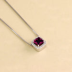 Carica l'immagine nella Galleria, Collana Con Quadrato Zirconato