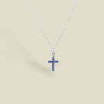 Carica l'immagine nella Galleria, Collana Con Croce Quadrata Piccola