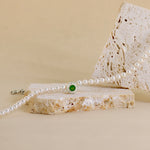 Carica l'immagine nella Galleria, Collana Di Perle Con Pietra A Cerchio