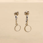 Carica l'immagine nella Galleria, Orecchino Geometria Con Pendente