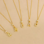 Carica l'immagine nella Galleria, Collana Con Iniziale Strass