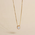 Carica l'immagine nella Galleria, Collana Con Cerchio Zirconato