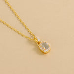 Carica l'immagine nella Galleria, Collana Con Ovale Zirconato