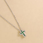 Carica l'immagine nella Galleria, Collana Croce Strass