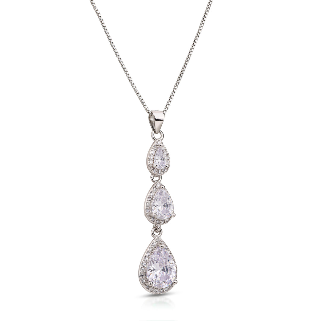 Collana con Taglio Goccia