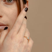 Anello Con Pietra A Cerchio