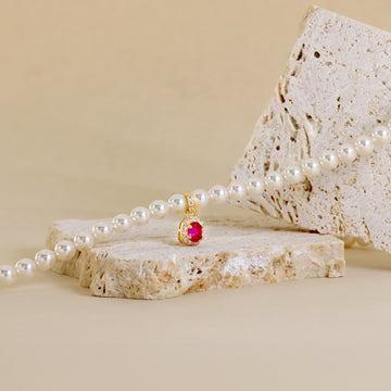 Collana Di Perle Con Ovale Zirconato