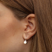 Orecchini Monachina con Perla e Punto Luce